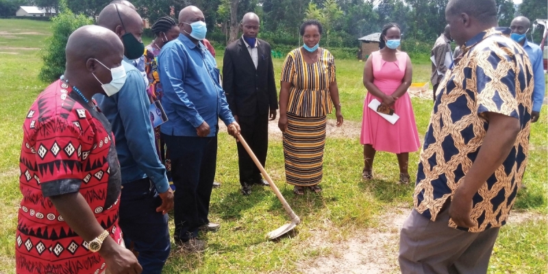 The Muninicipal Mayor, District Speaker, Councillors and some members of school management committe at Nyakakiri P/S